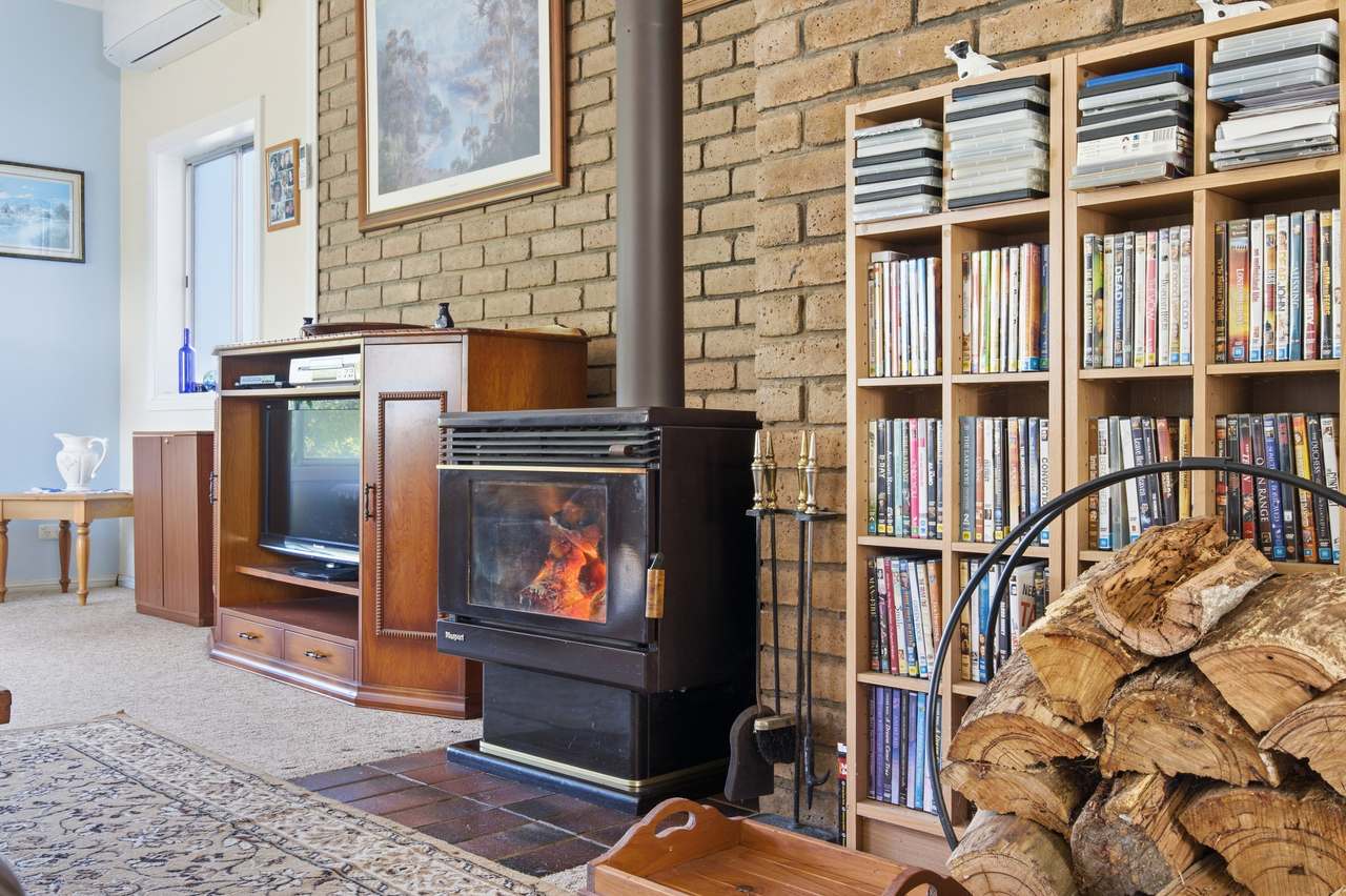 8815 Kings Highway, Bungendore For Sale by Farmbuy.com - image 9