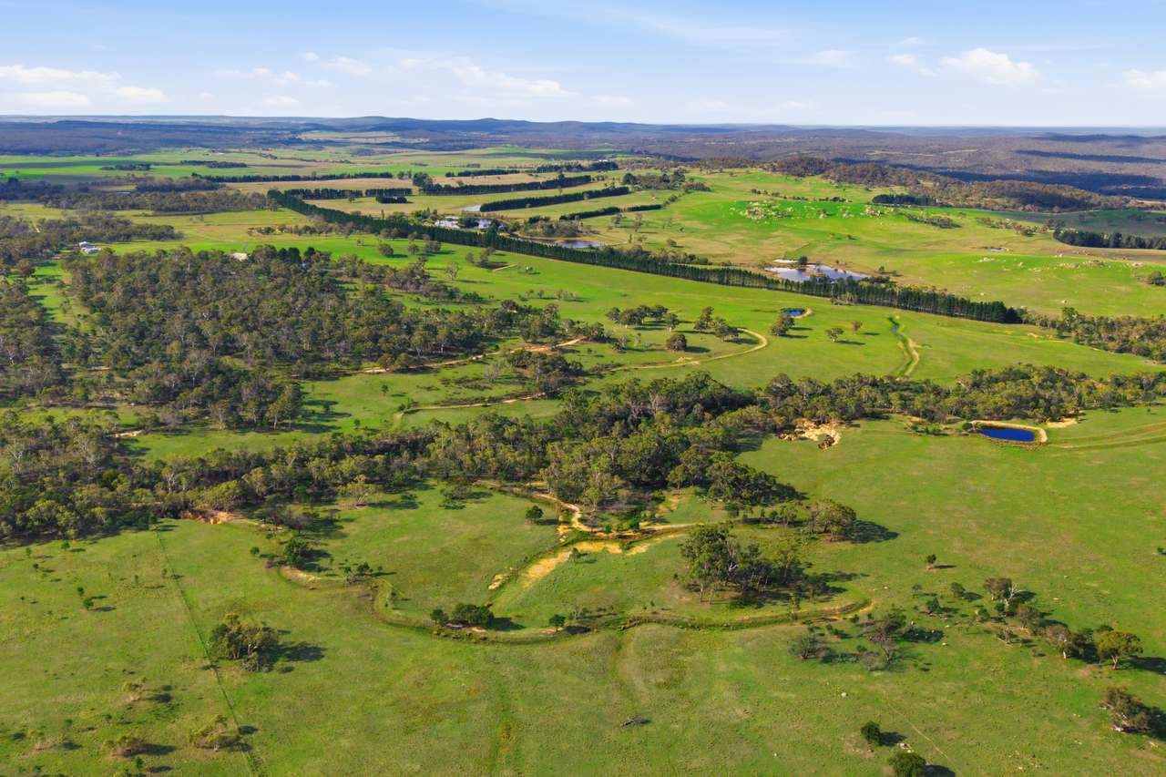 8815 Kings Highway, Bungendore For Sale by Farmbuy.com - image 49