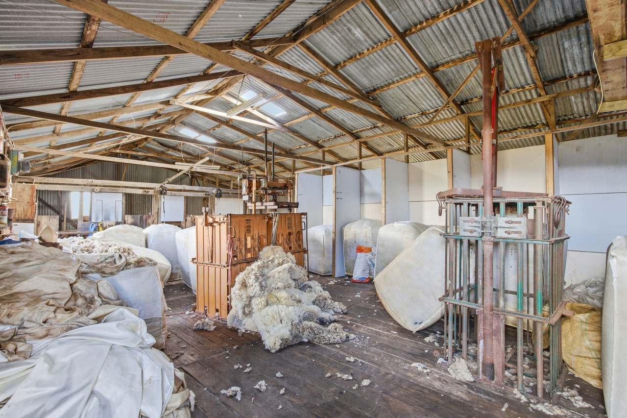 8815 Kings Highway, Bungendore For Sale by Farmbuy.com - image 28