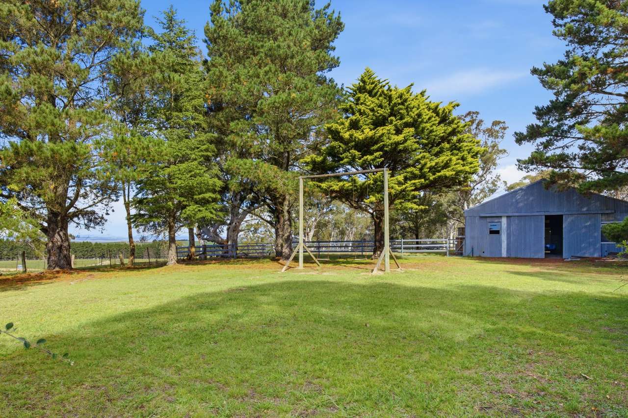 8815 Kings Highway, Bungendore For Sale by Farmbuy.com - image 21