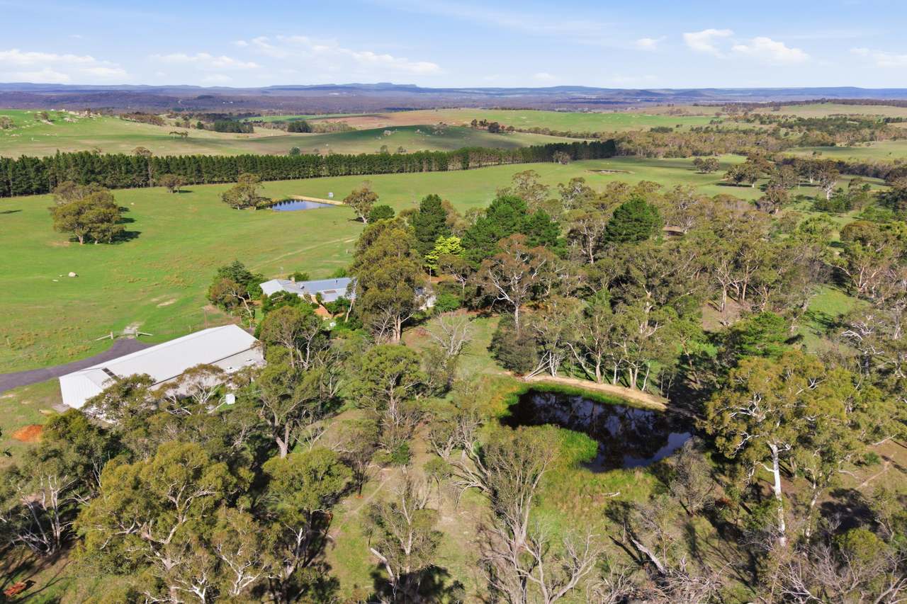8815 Kings Highway, Bungendore For Sale by Farmbuy.com - image 2
