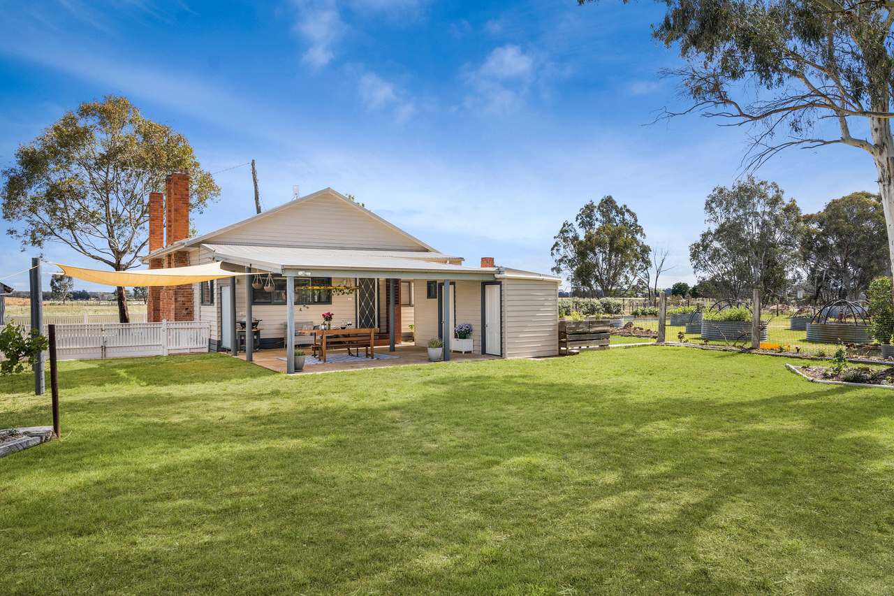 20 Bet Bet Mt Hoogly Road, Bet Bet For Sale by Farmbuy.com - image 4