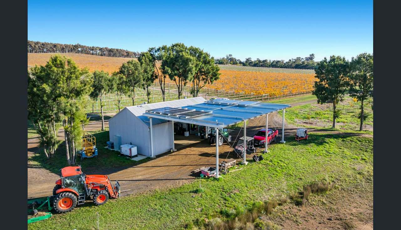 2115 Burke and Wills Track, Baynton For Sale by Farmbuy.com - image 14