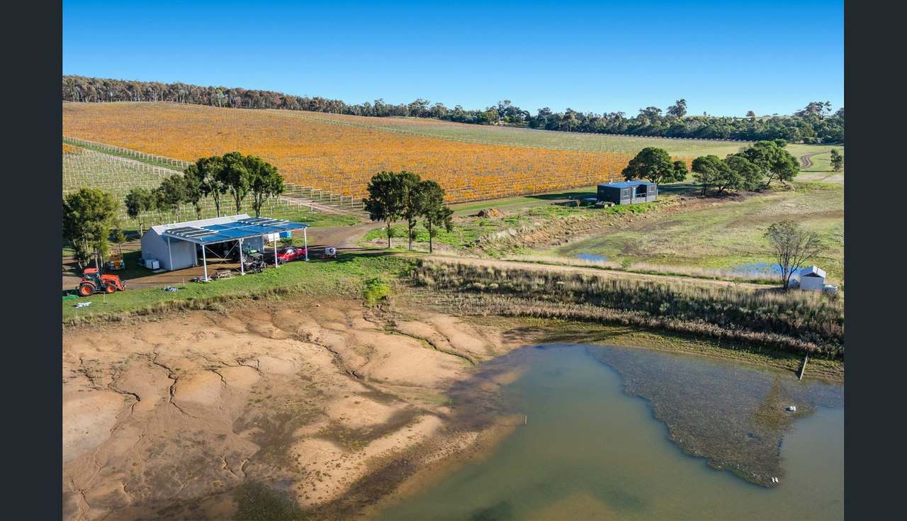 2115 Burke and Wills Track, Baynton For Sale by Farmbuy.com - image 13
