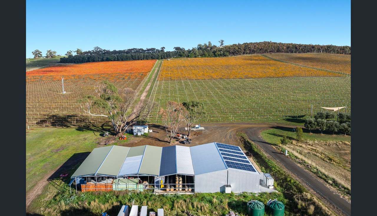 2115 Burke and Wills Track, Baynton For Sale by Farmbuy.com - image 10
