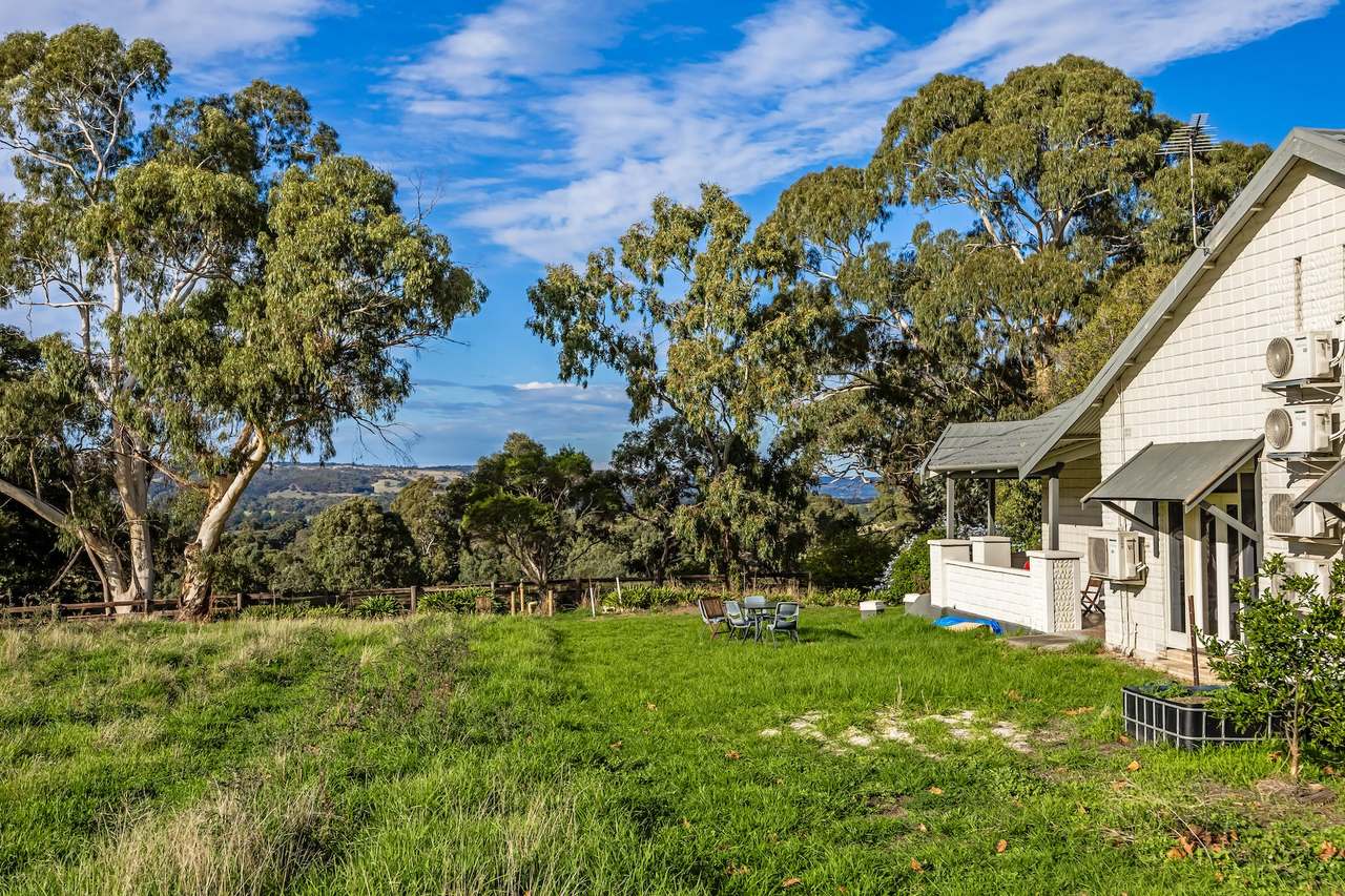 Brooks Road, Clarendon For Sale by Farmbuy.com - image 7