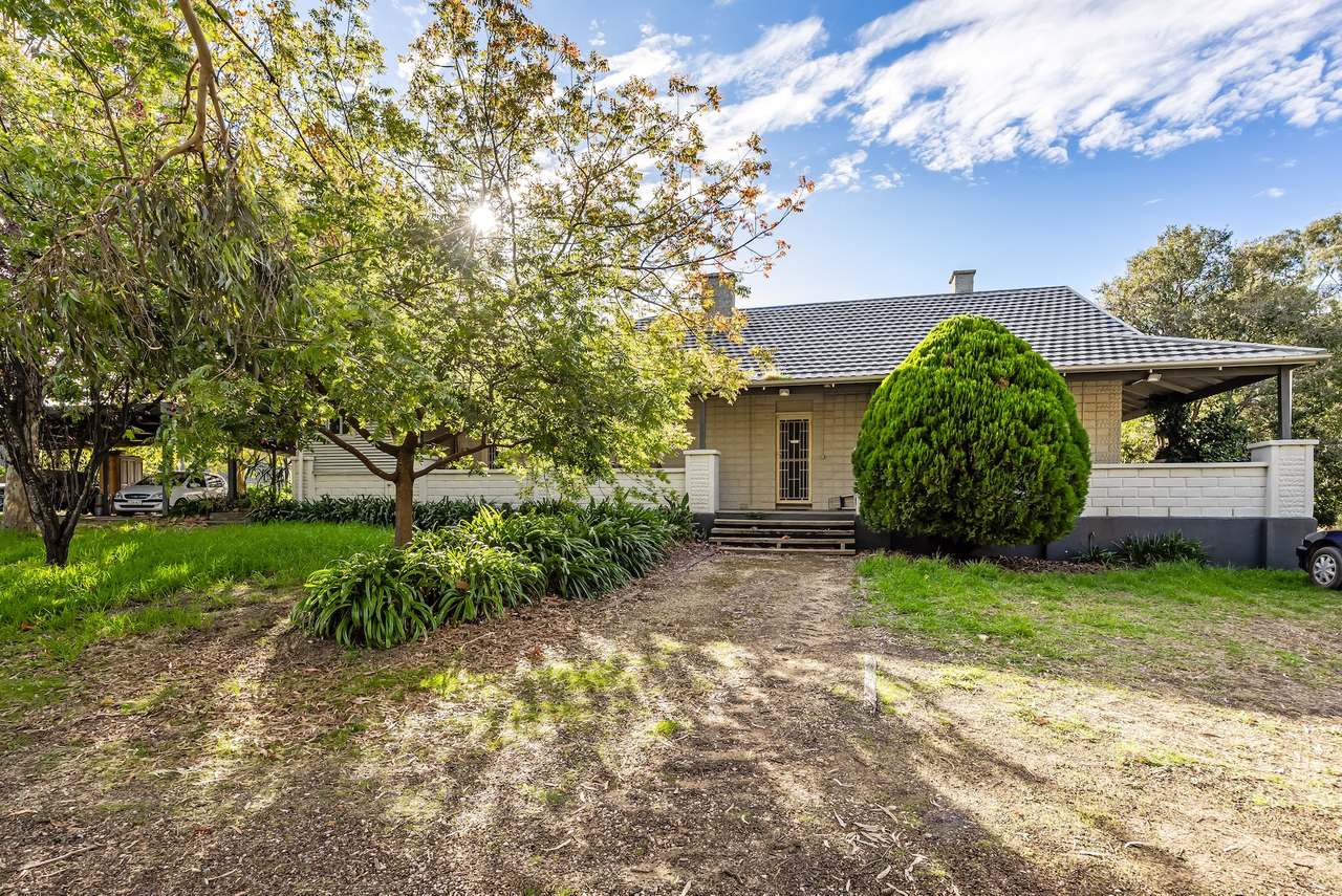 Brooks Road, Clarendon For Sale by Farmbuy.com - image 4