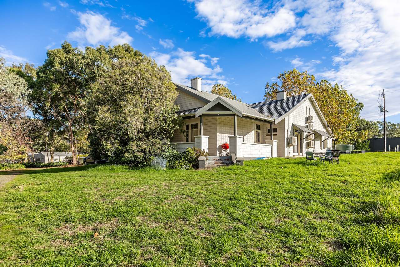 Brooks Road, Clarendon For Sale by Farmbuy.com - image 5