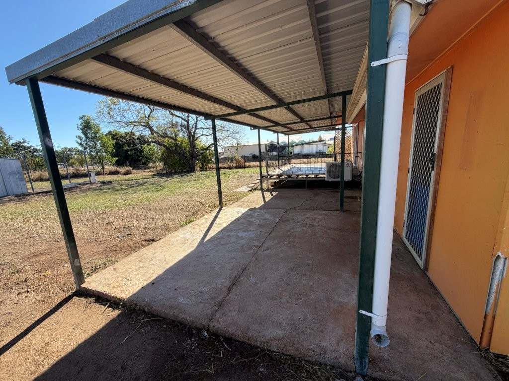 13 Dundee Street, Queenton For Sale by Farmbuy.com - image 23