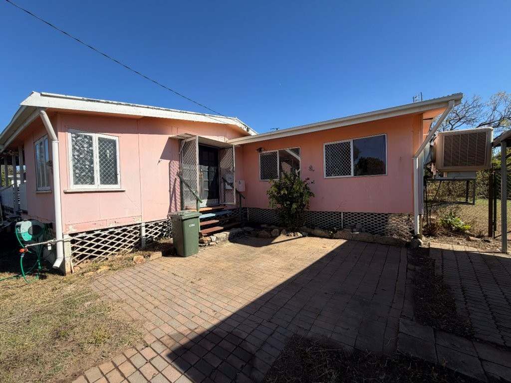 13 Dundee Street, Queenton For Sale by Farmbuy.com - image 4