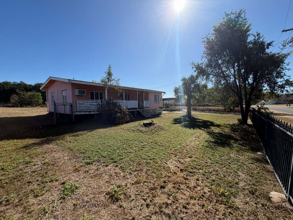 13 Dundee Street, Queenton For Sale by Farmbuy.com - image 6