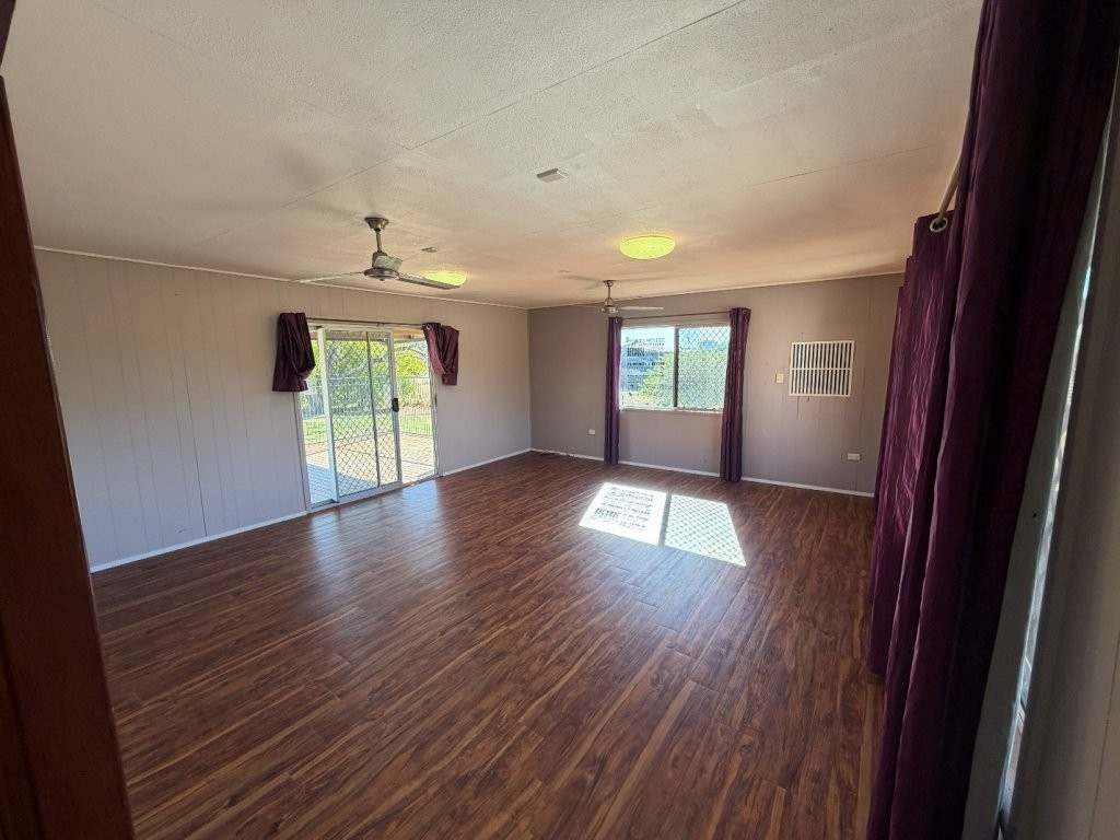 13 Dundee Street, Queenton For Sale by Farmbuy.com - image 17