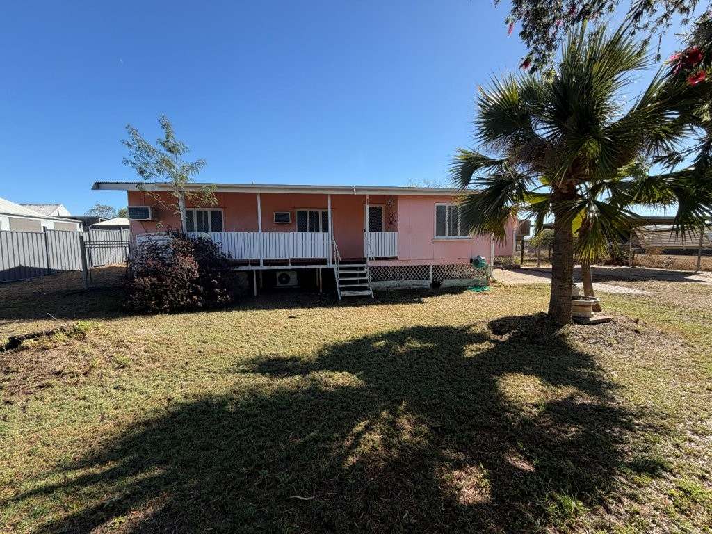 13 Dundee Street, Queenton For Sale by Farmbuy.com - image 3