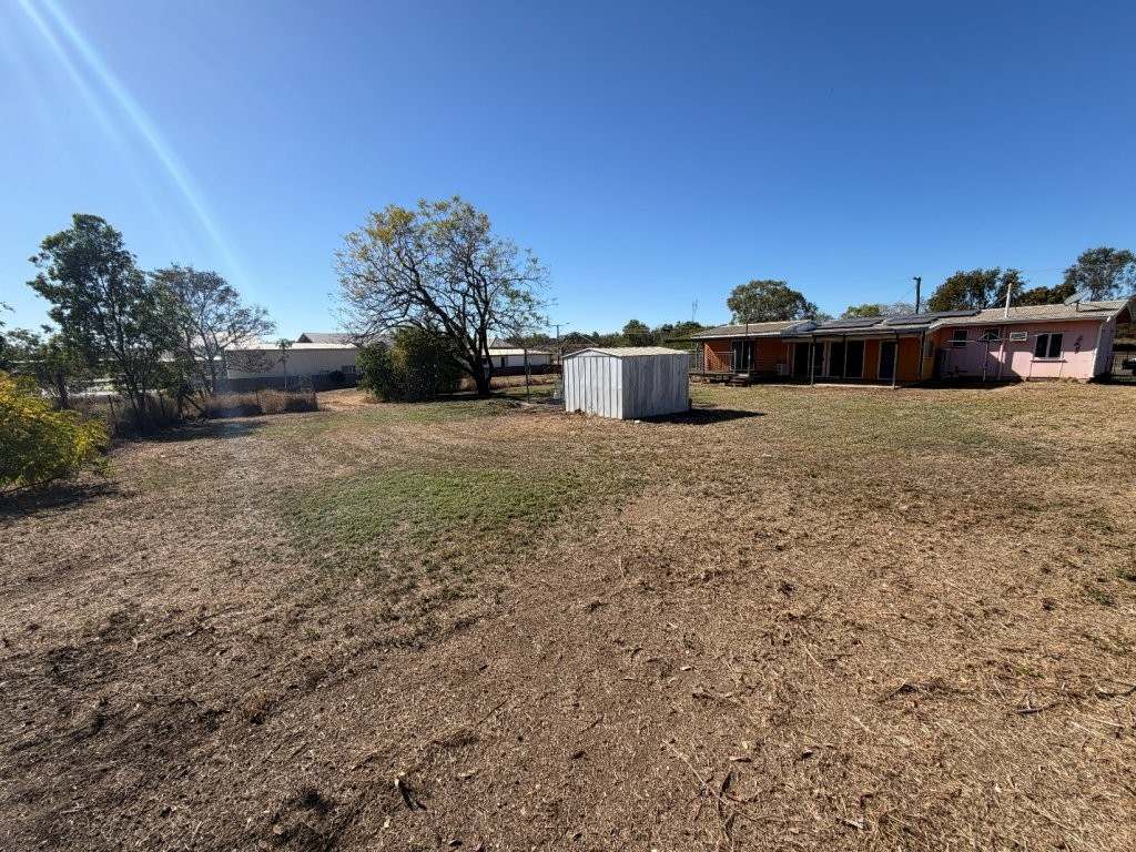 13 Dundee Street, Queenton For Sale by Farmbuy.com - image 25