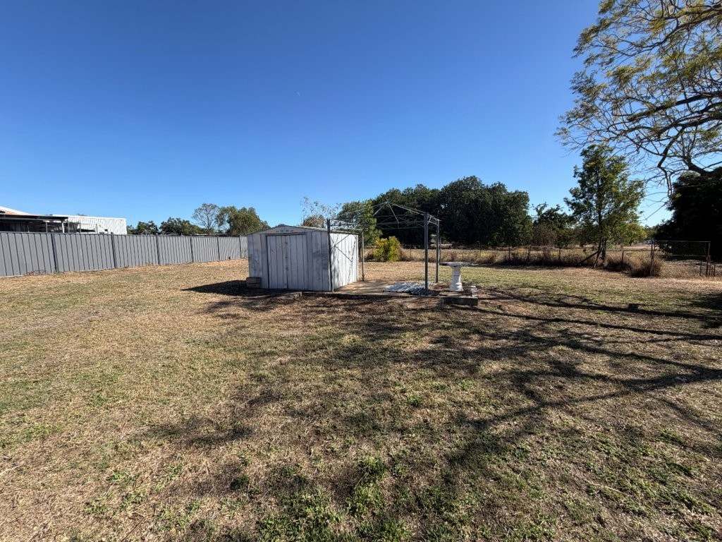 13 Dundee Street, Queenton For Sale by Farmbuy.com - image 24