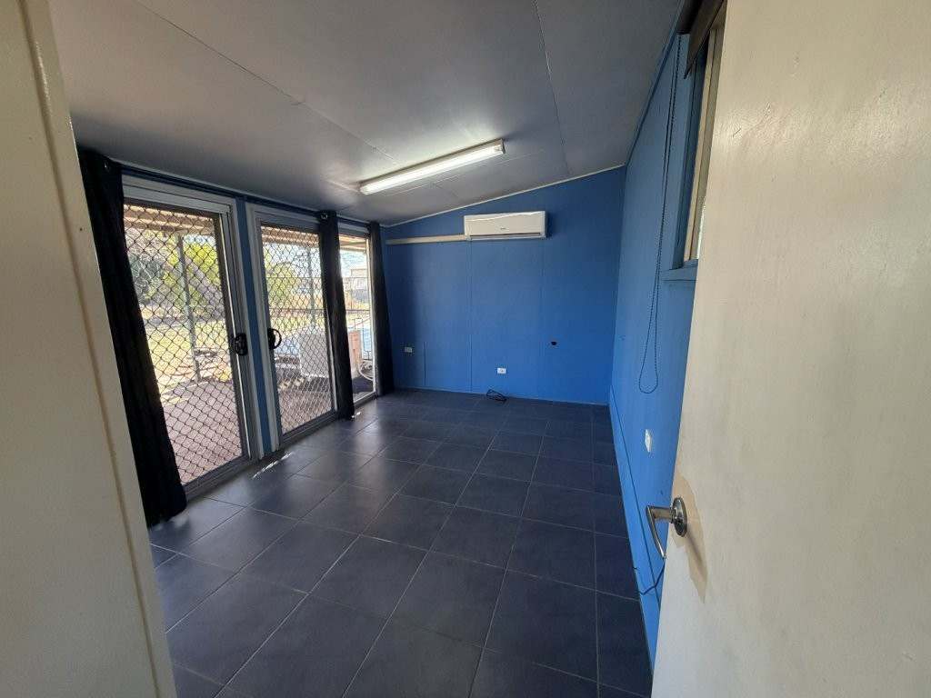 13 Dundee Street, Queenton For Sale by Farmbuy.com - image 19