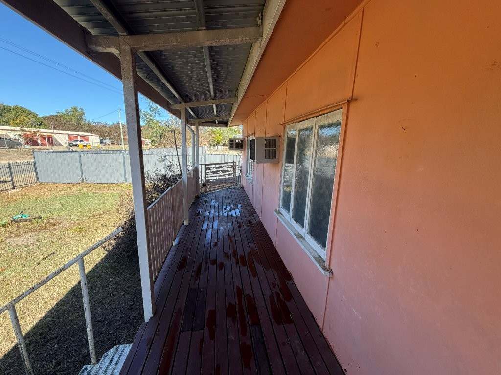 13 Dundee Street, Queenton For Sale by Farmbuy.com - image 21
