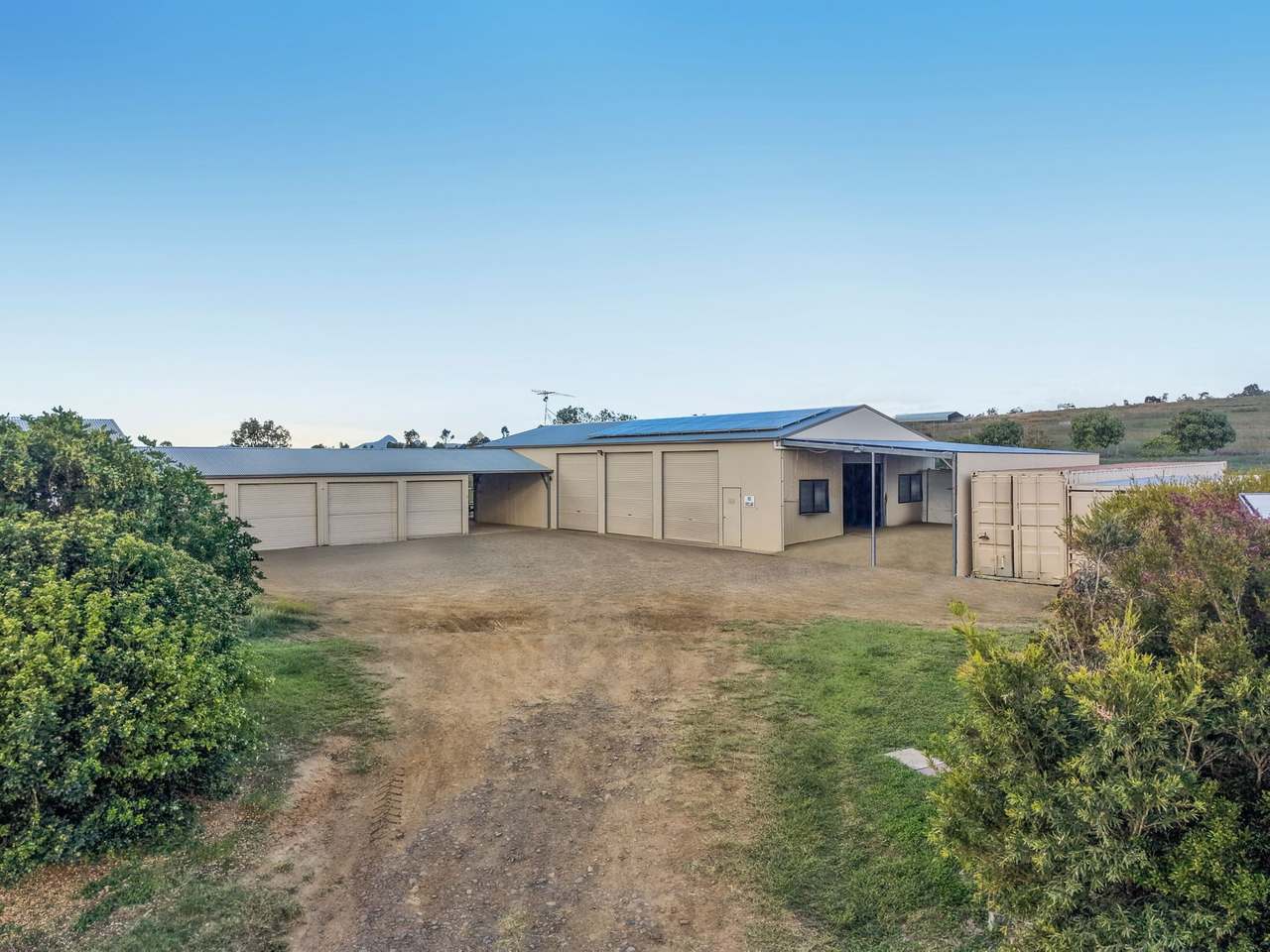 5 Old Warwick Road, Peak Crossing For Sale by Farmbuy.com - image 8