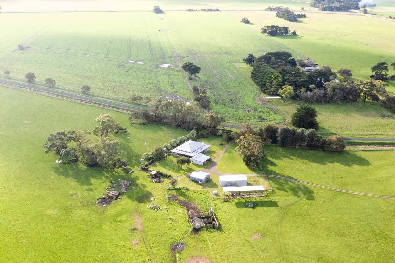 111 Burchard Road, Tantanoola For Sale by Farmbuy.com - image 1