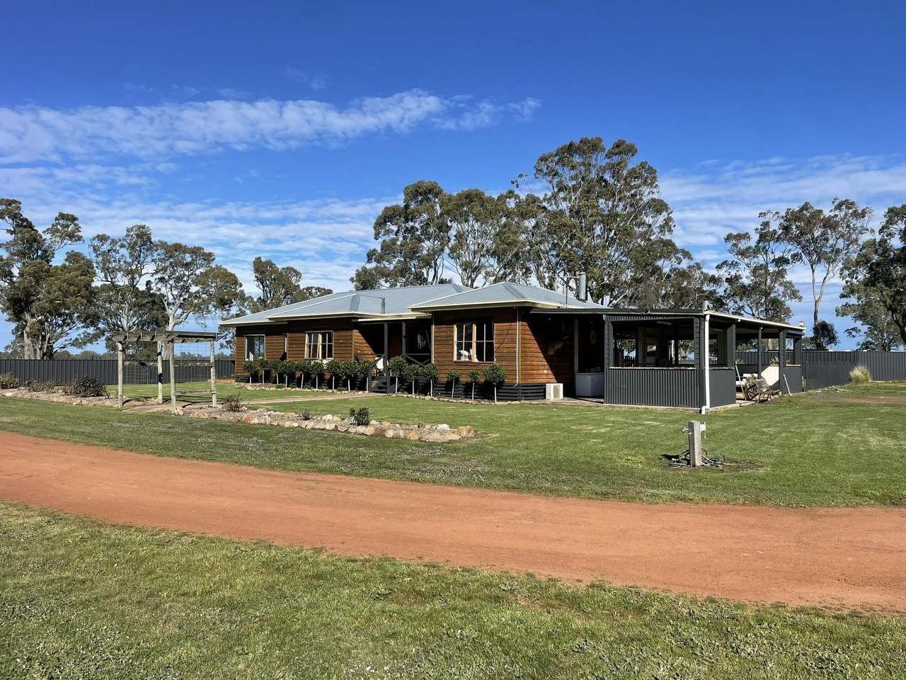 82 Jardines Road, Balmoral For Sale by Farmbuy.com - image 2