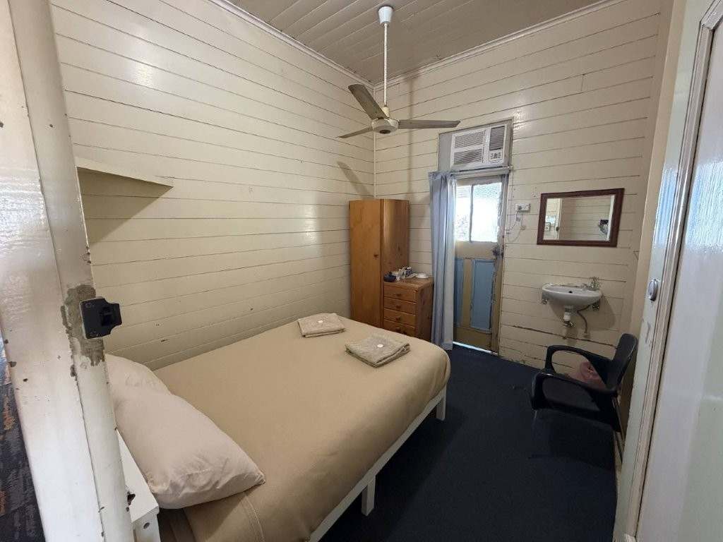 64 Goldring Street, Richmond For Sale by Farmbuy.com - image 32