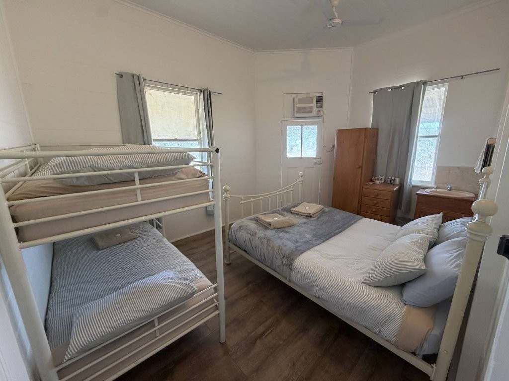 64 Goldring Street, Richmond For Sale by Farmbuy.com - image 30