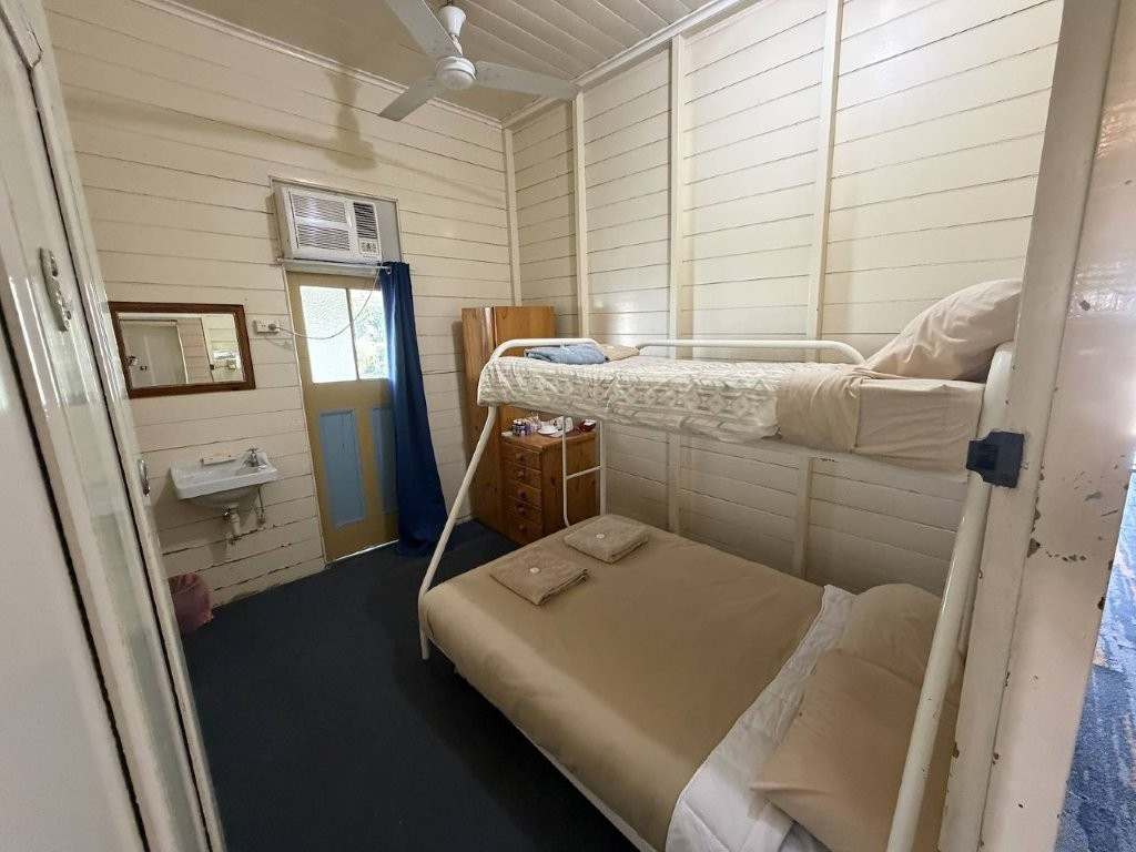 64 Goldring Street, Richmond For Sale by Farmbuy.com - image 31