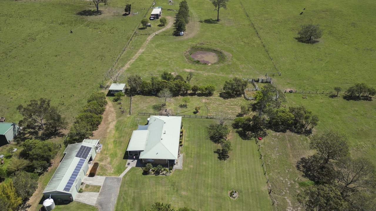 31 Leesons Lane , Southgate  For Sale by Farmbuy.com - image 28