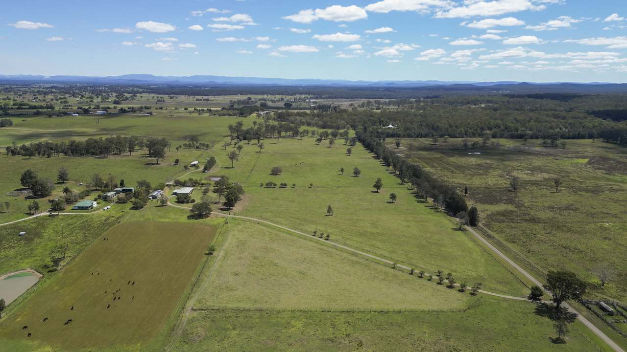 31 Leesons Lane , Southgate  For Sale by Farmbuy.com - image 3