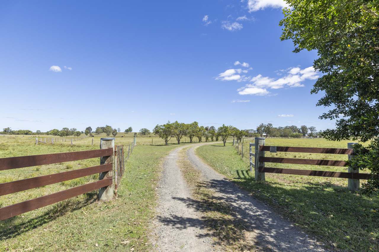31 Leesons Lane , Southgate  For Sale by Farmbuy.com - image 33