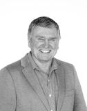 Neville Tutt