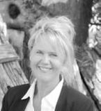 Tracey Wrigglesworth - Elders Real Estate Sale