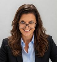 Carolyn Lowe