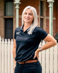Bec Gilliland - 