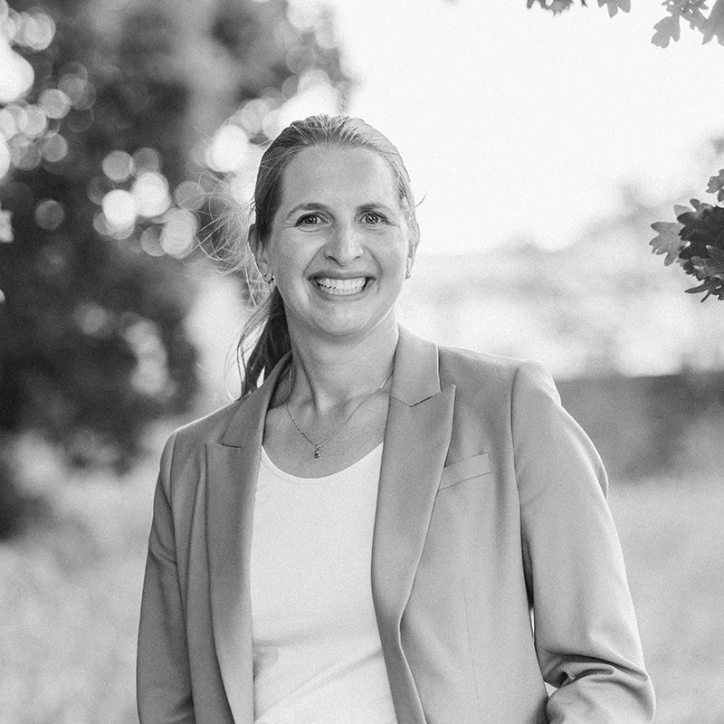 Elona Jaeschke - 