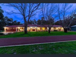 Remarkable Acreage Property For Sale Near Perth