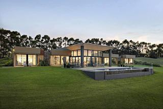 Magnificent Country Estate For Sale On Westernport Bay