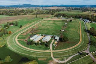 Comprehensive Thoroughbred Horse Training Complex For Sale QLD