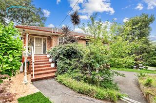 Farm For Sale - New South Wales - Kurrajong Heights - 2758 - Homely, warming, comforting: your forever home.