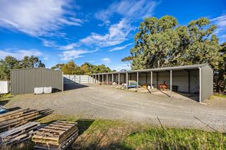 Farm For Sale - SA - Clarendon - 5157 - Stunning Vineyard Retreat 