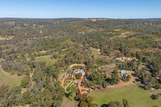 The Ultimate City-In-The-Country Lifestyle Property For Sale Gidgegannup WA