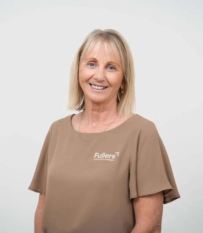 Leigh Middleton - Fullers Livestock & Property