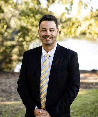 Benji Ward - Raine & Horne Nowra