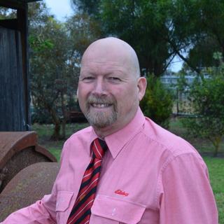 Michael Lind - Elders Real Estate Keith