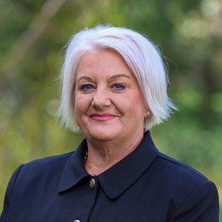 Kaye Dixon - Ray White Drouin