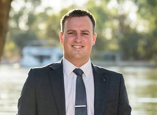 Dallas Holmes - Barry Plant Mildura