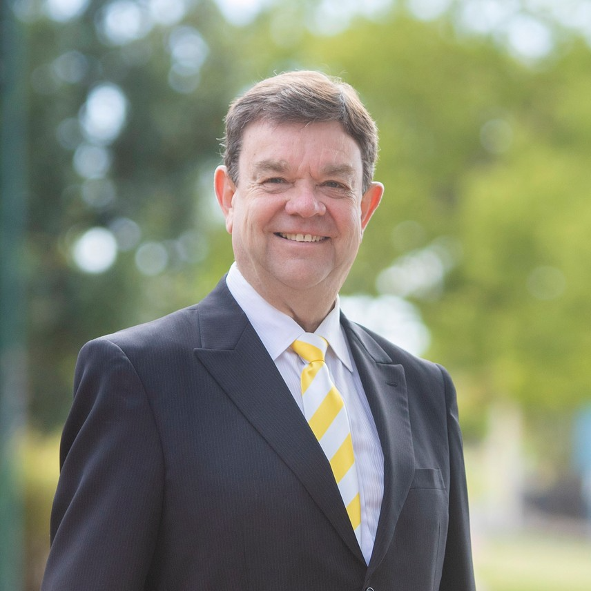 Steve Smith - Ray White Rural Manning Valley