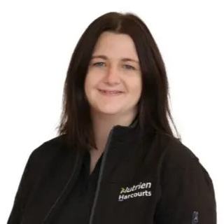 Chelsea Adams - Nutrien Harcourts Midvale