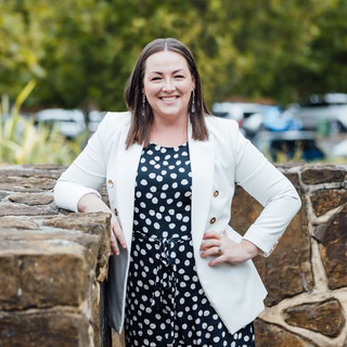 Emilly Simmonds - Real Estate Geelong