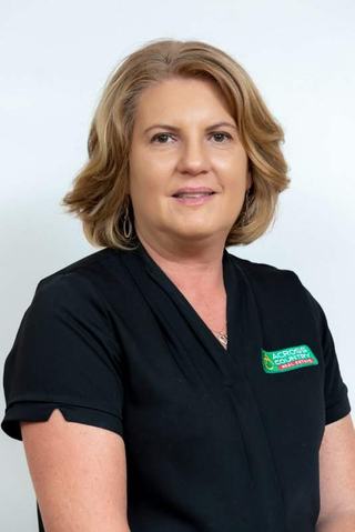 Tracey Zelinski - Across Country Real Estate
